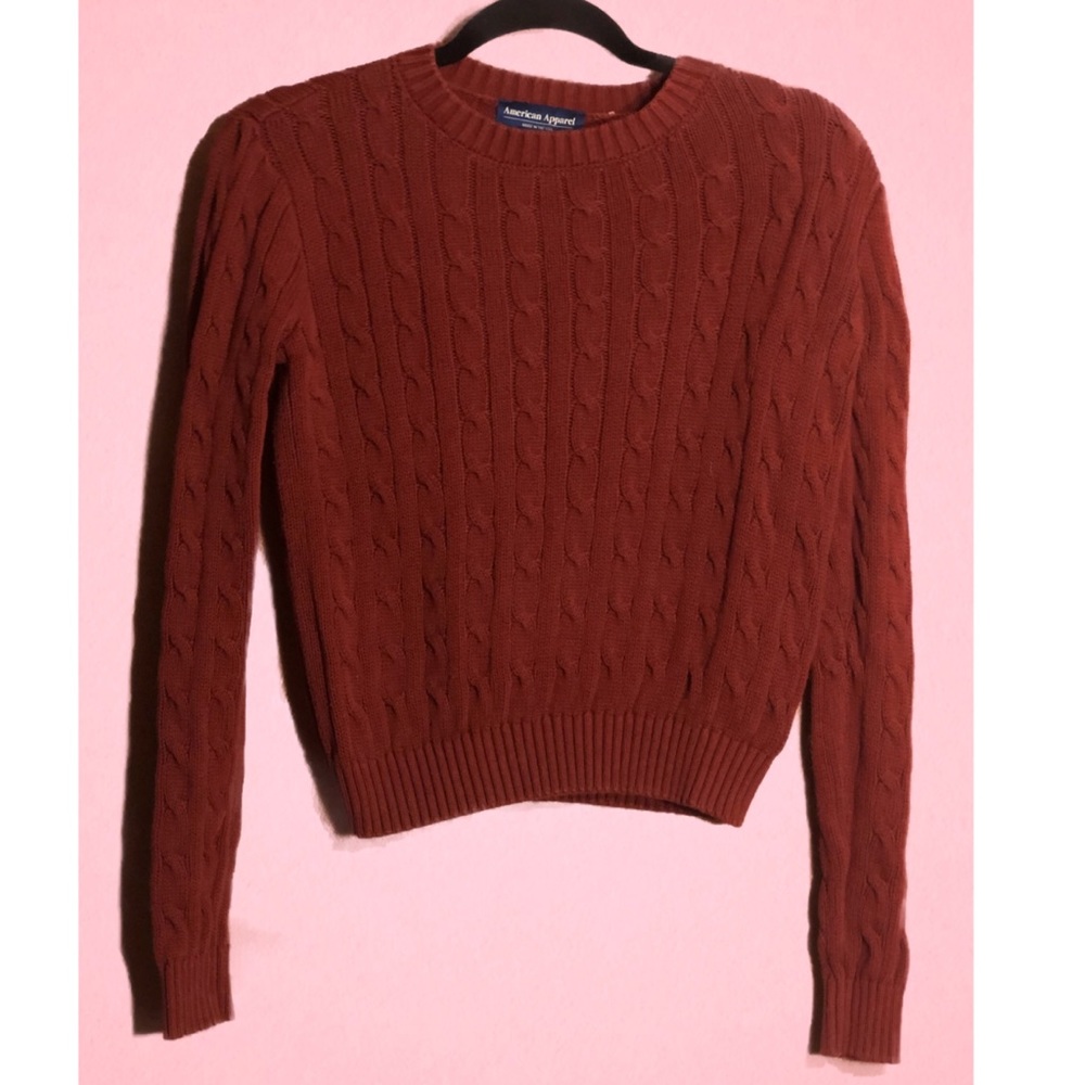 ✨American Apparel Cable Knit Cropped Sweater✨